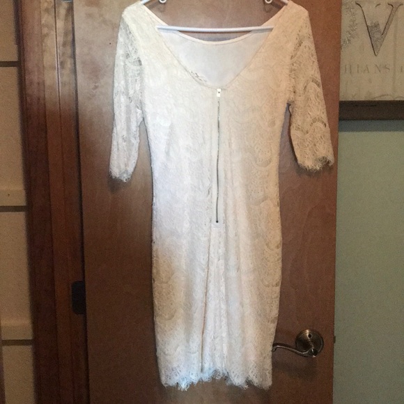 Lace Dress - Picture 2 of 5